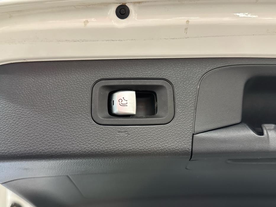 MERCEDES-BENZ GLC 2018