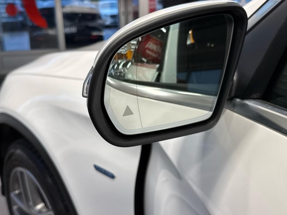 MERCEDES-BENZ GLC 2018