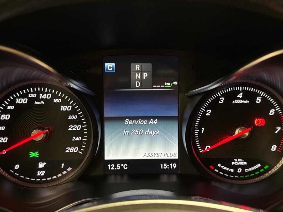 MERCEDES-BENZ GLC 2018