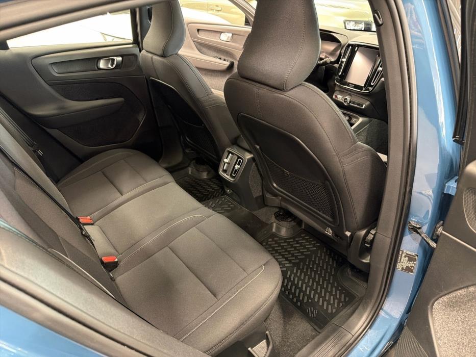 VOLVO C40 2022