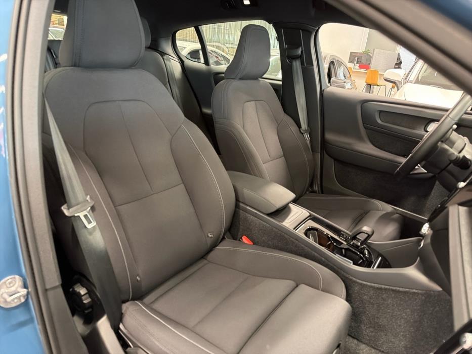 VOLVO C40 2022