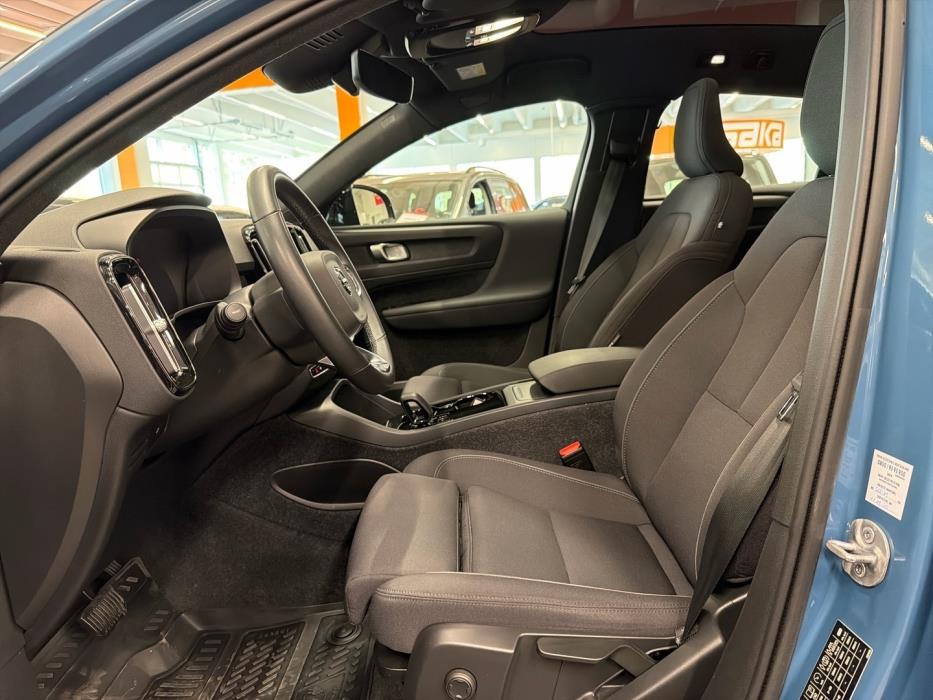 VOLVO C40 2022
