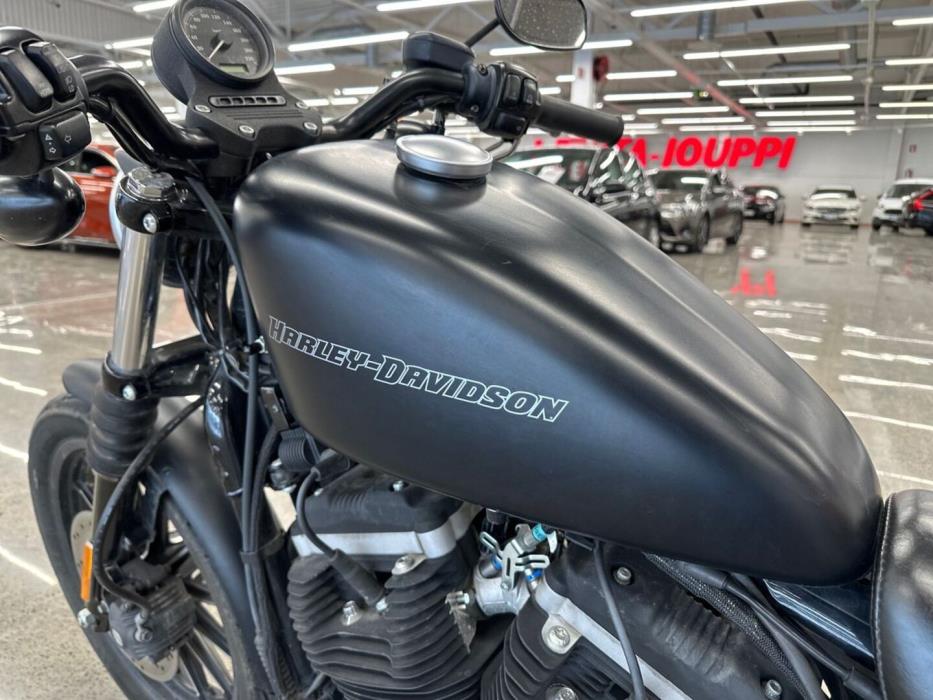 HARLEY-DAVIDSON SPORTSTER 2011