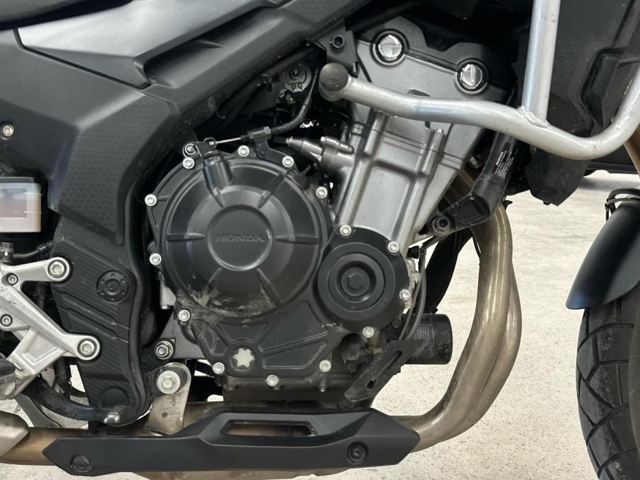 HONDA CB 2023