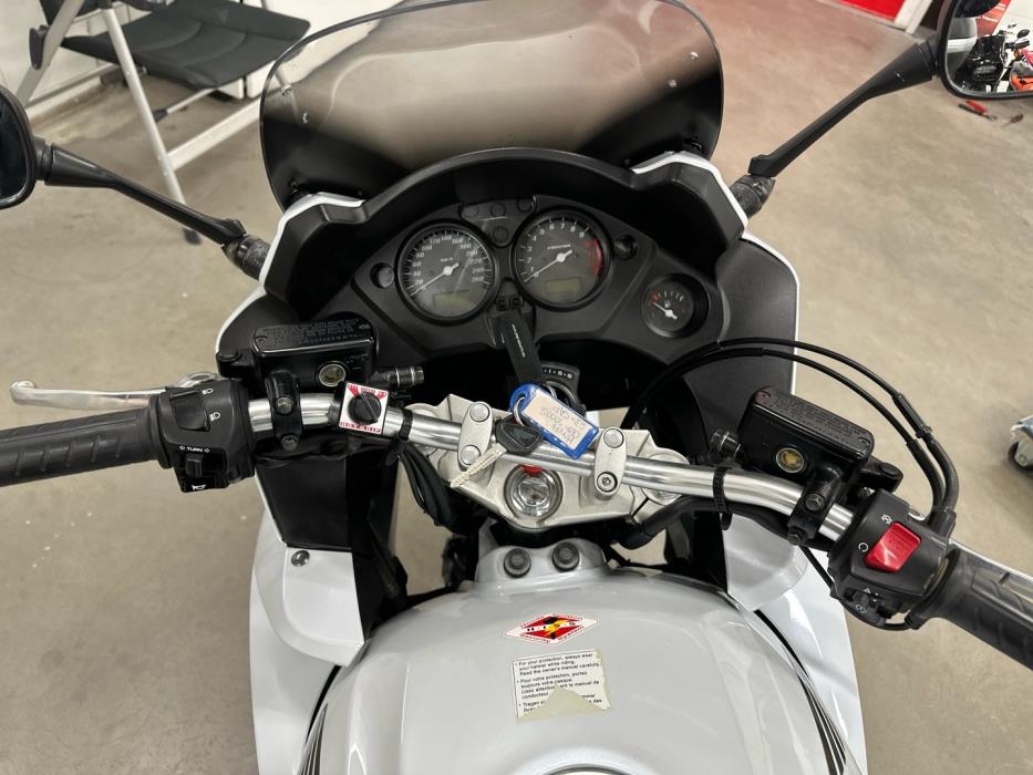 HONDA CBF 2010