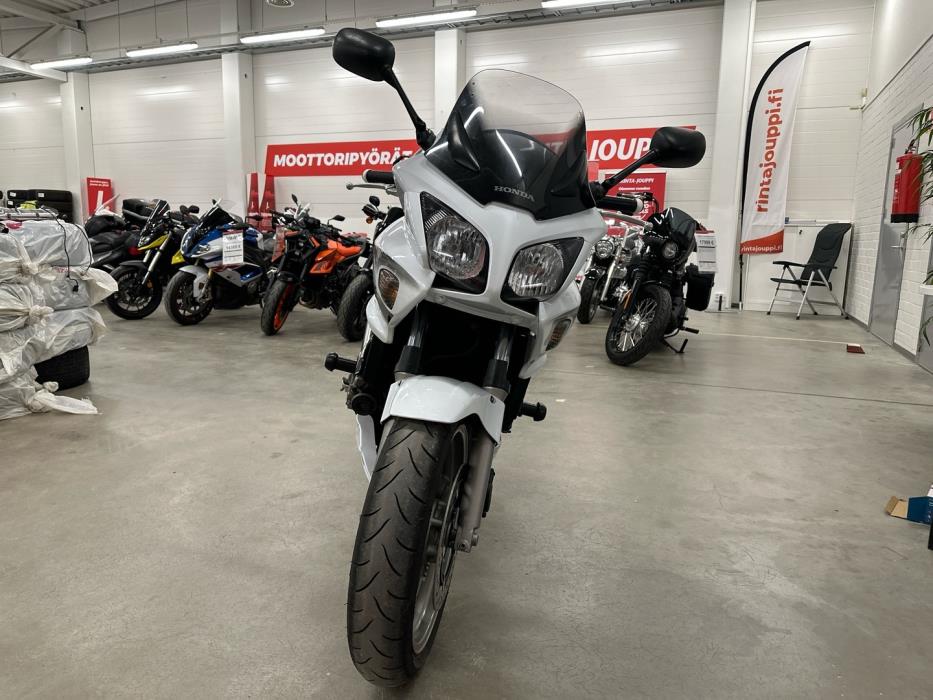 HONDA CBF 2010