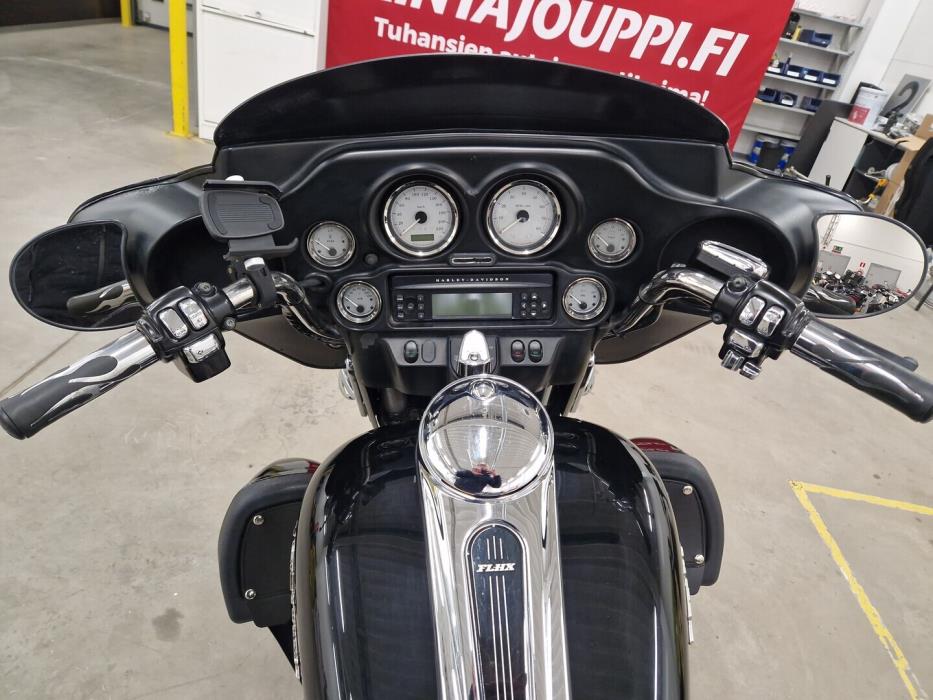 HARLEY-DAVIDSON TOURING 2010