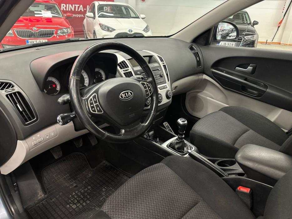 KIA cee'd 2009