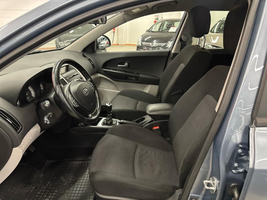 KIA cee'd 2009