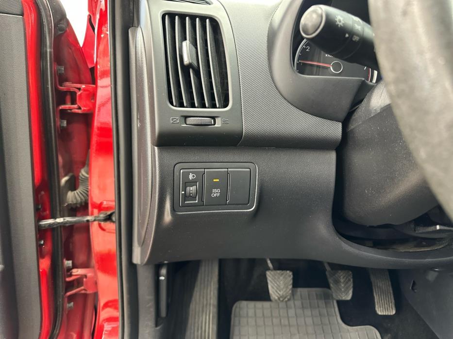 HYUNDAI i30 2011