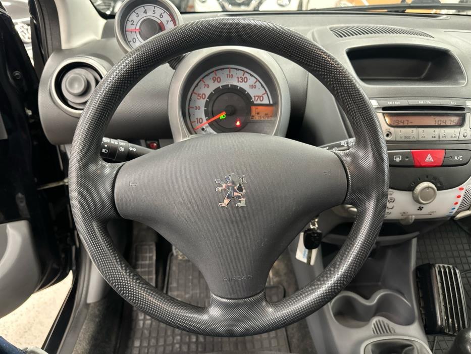 PEUGEOT 107 2009