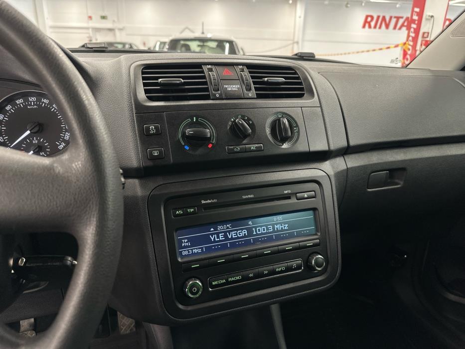SKODA Roomster 2012