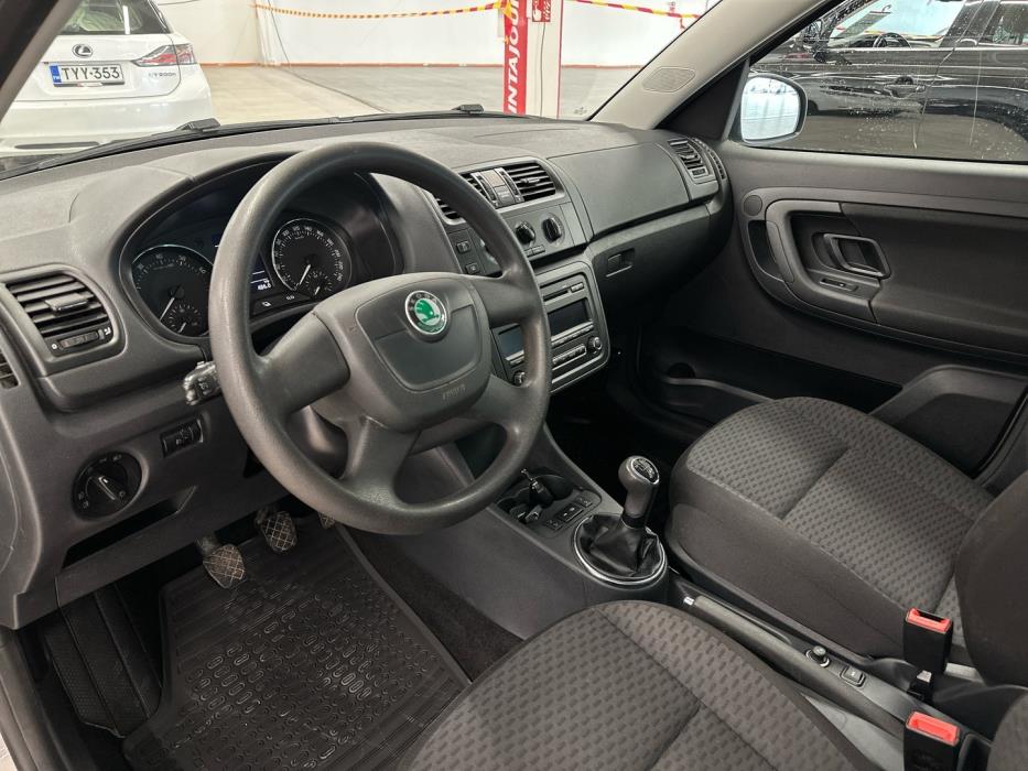 SKODA Roomster 2012