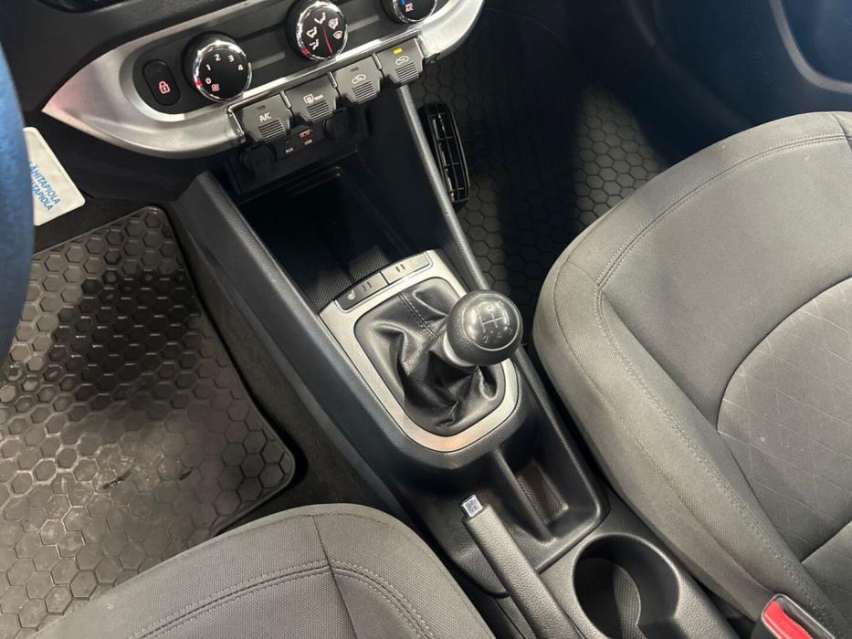 KIA Rio 2015