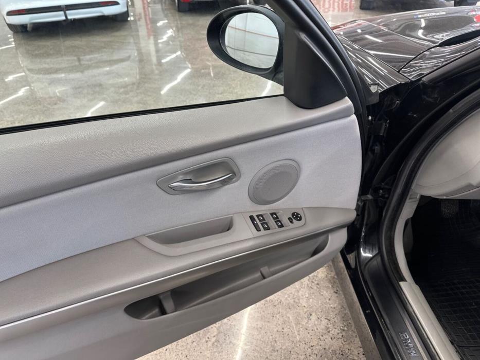 BMW 320 2007
