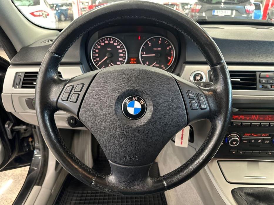 BMW 320 2007