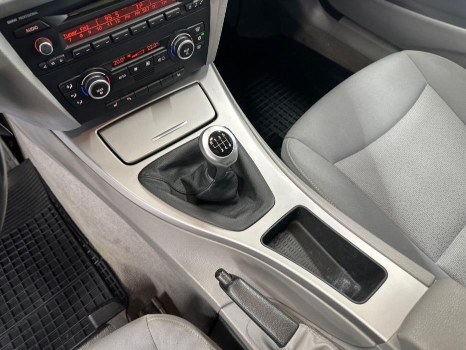 BMW 320 2007