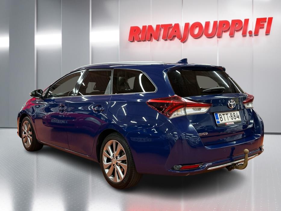 TOYOTA Auris 2017