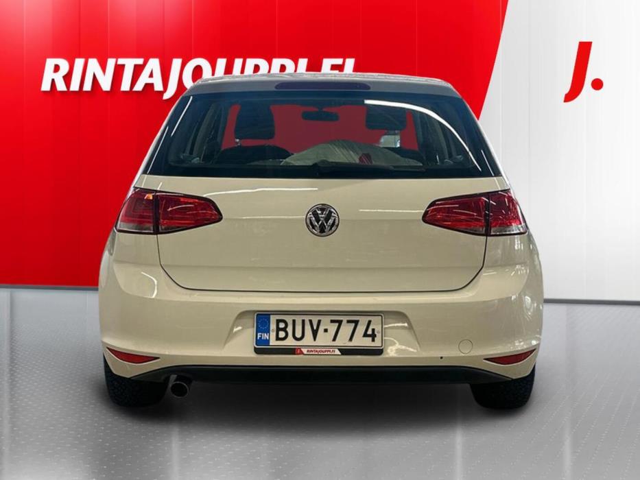 VOLKSWAGEN Golf 2015