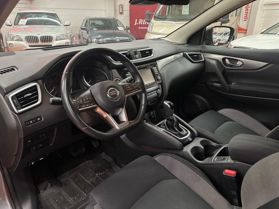 NISSAN Qashqai 2018