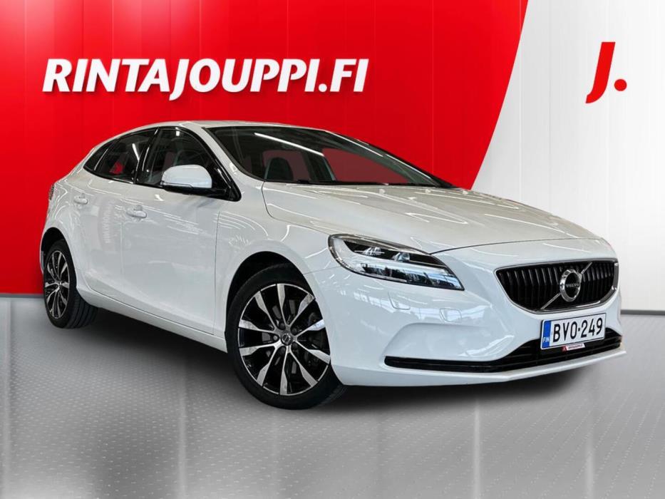 VOLVO V40 2019