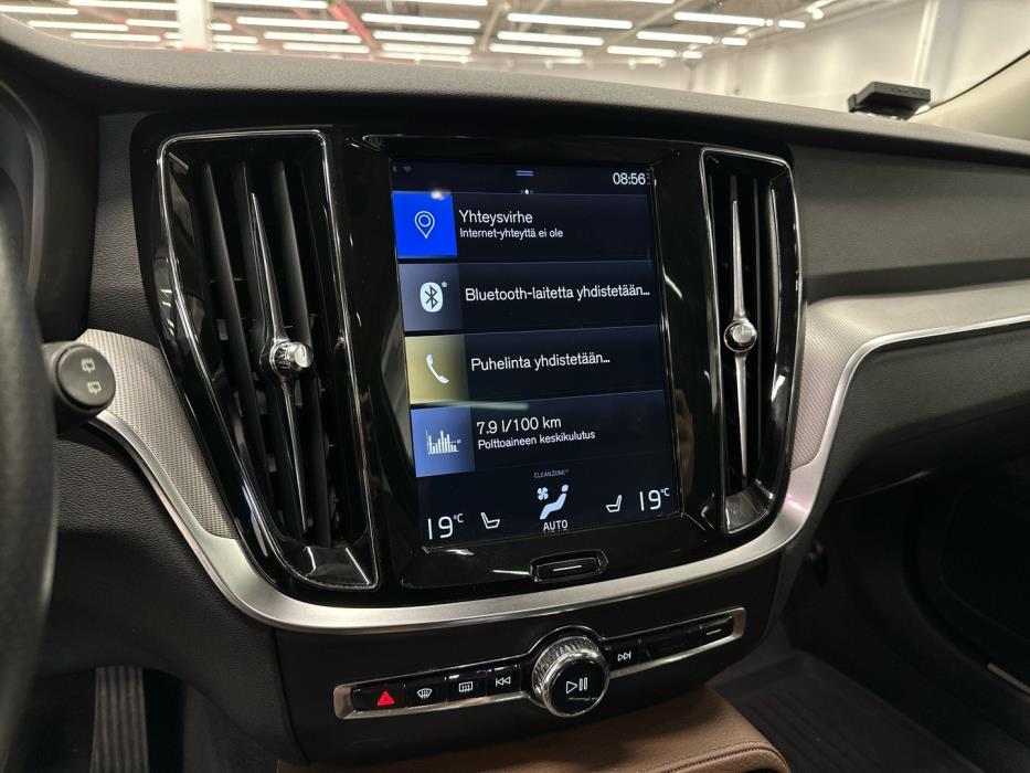 VOLVO V60 2019