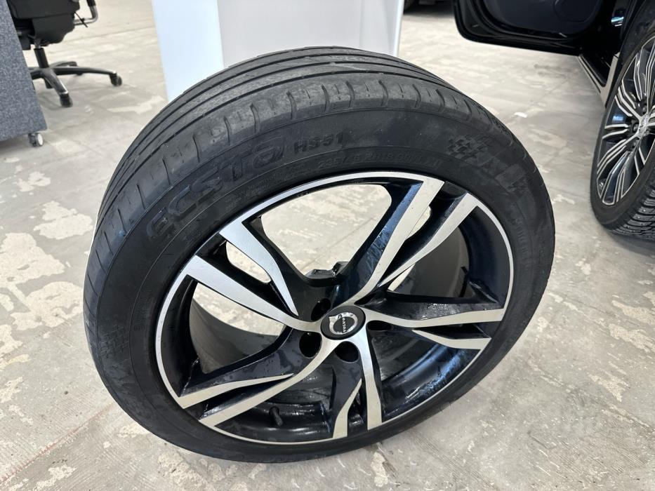 VOLVO V60 2019