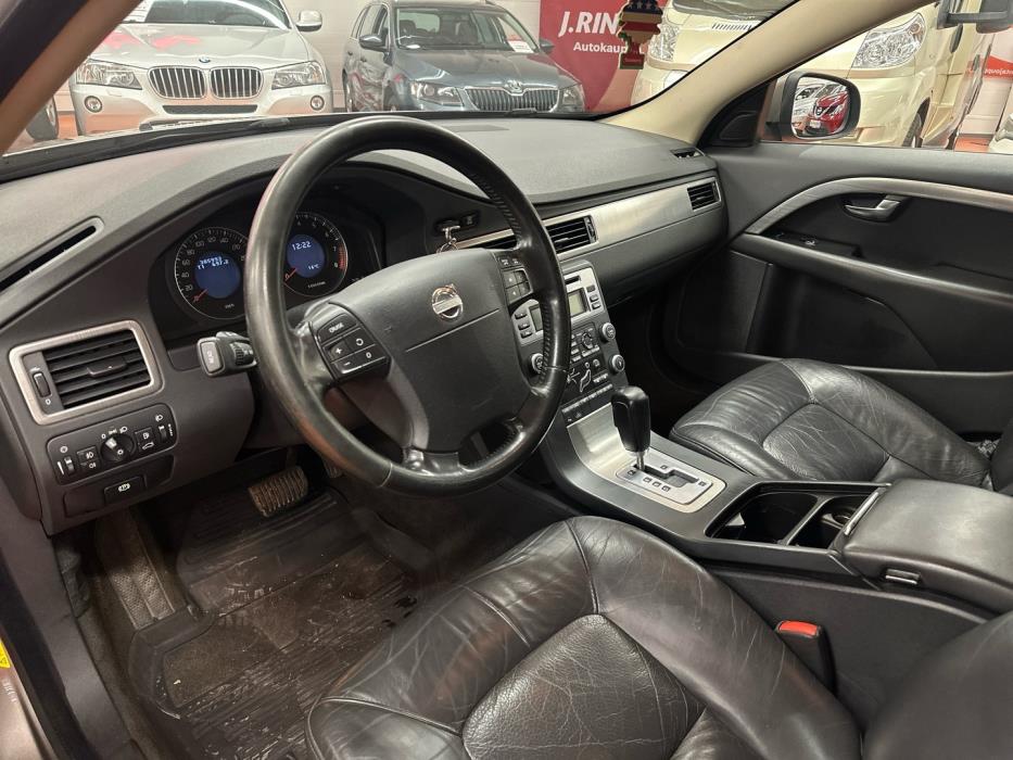 VOLVO V70 2007