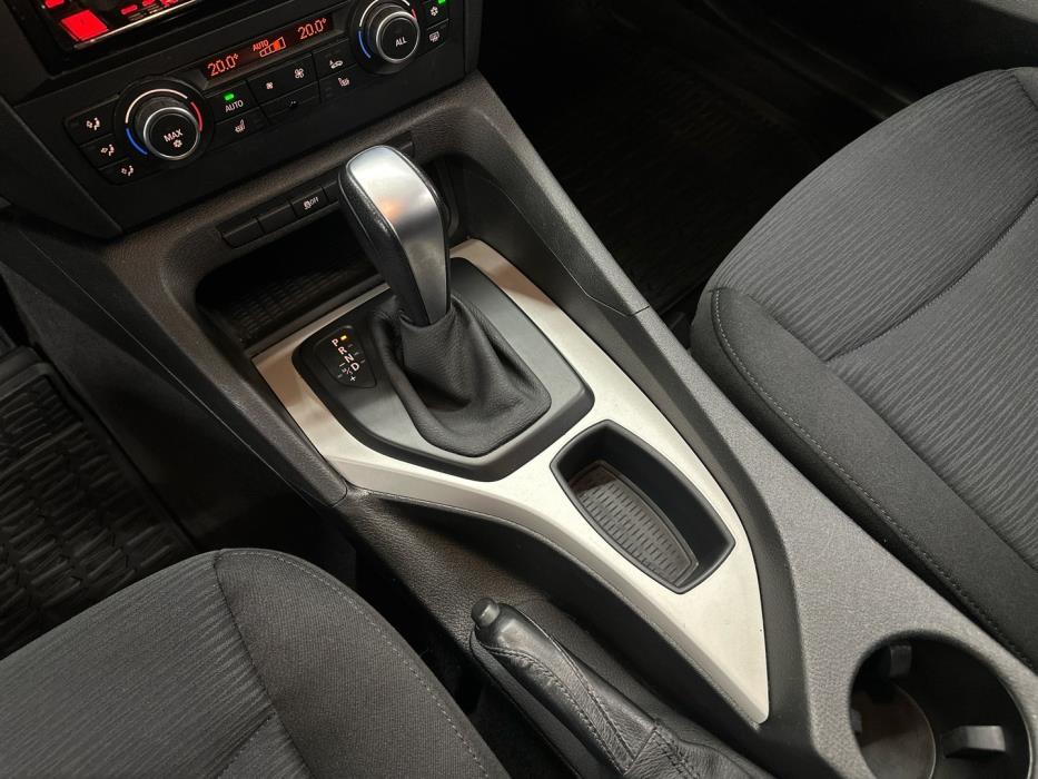 BMW X1 2011
