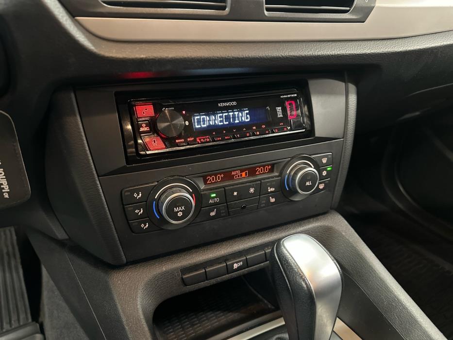 BMW X1 2011