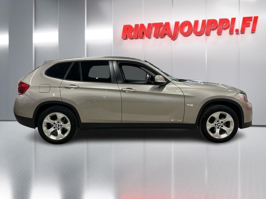BMW X1 2011