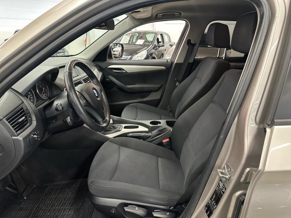 BMW X1 2011