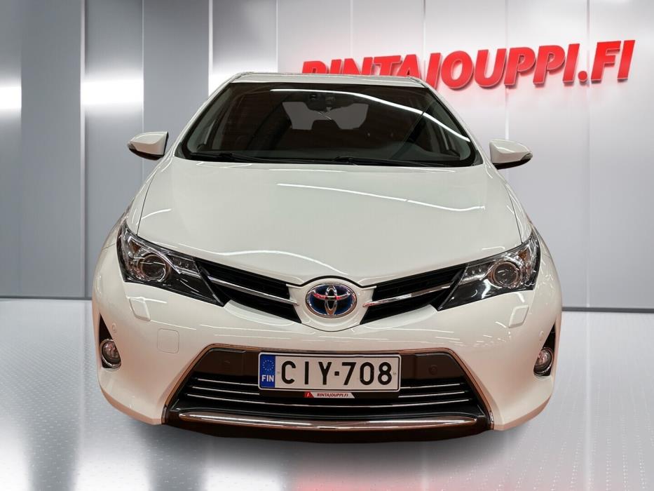TOYOTA Auris 2013