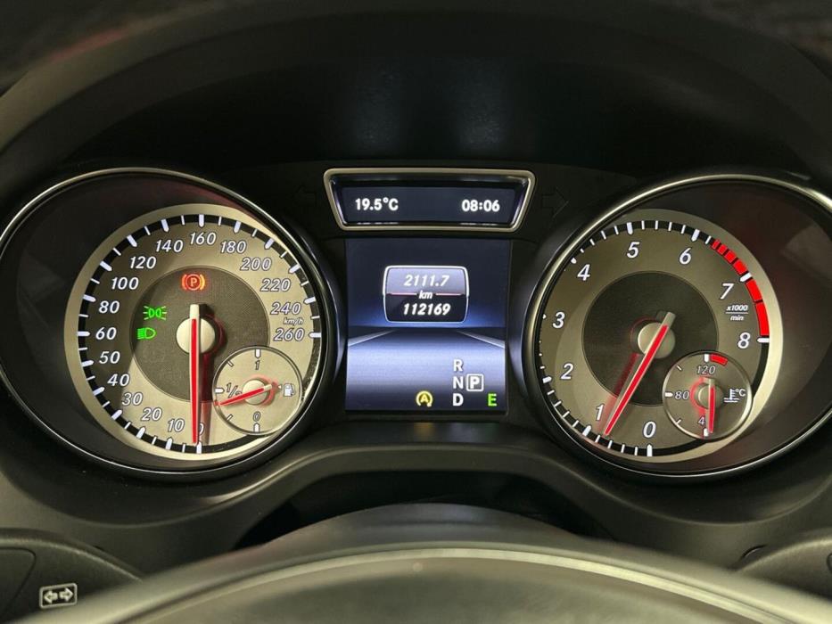 MERCEDES-BENZ CLA 2015