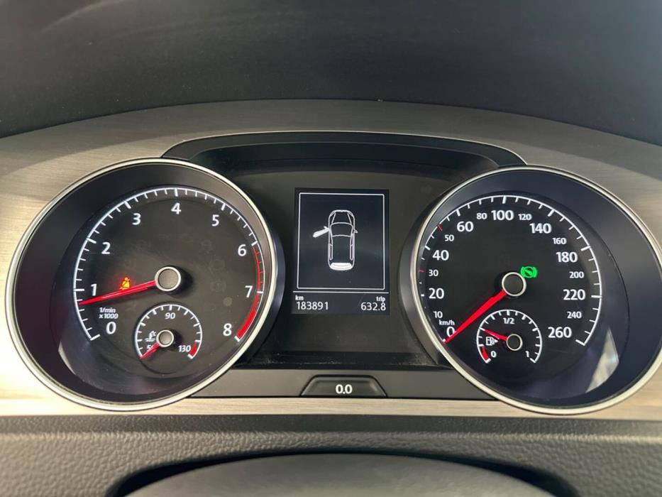 VOLKSWAGEN Golf 2015