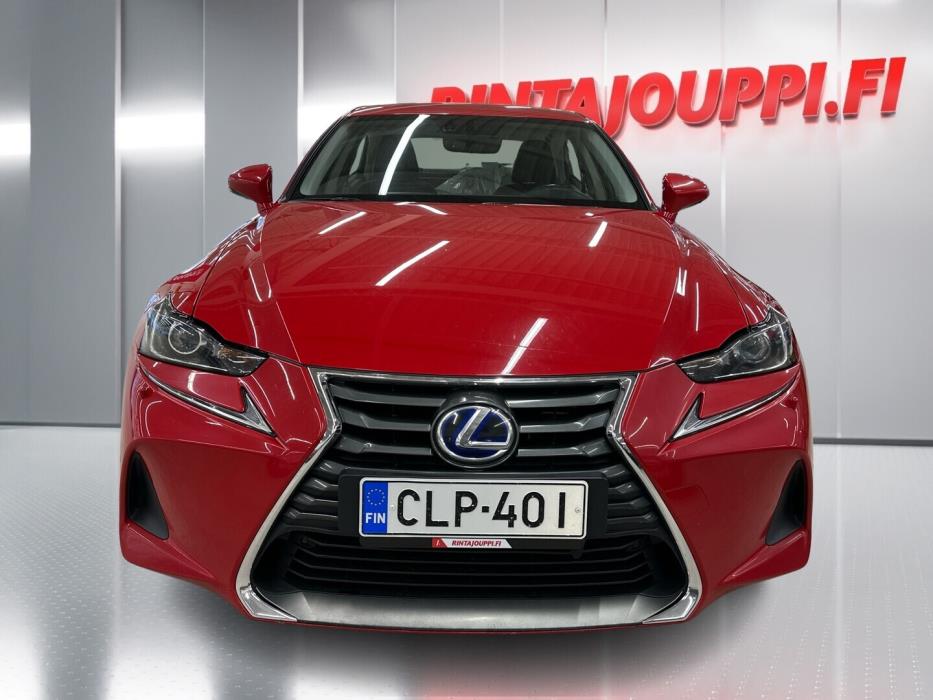 LEXUS IS 2018