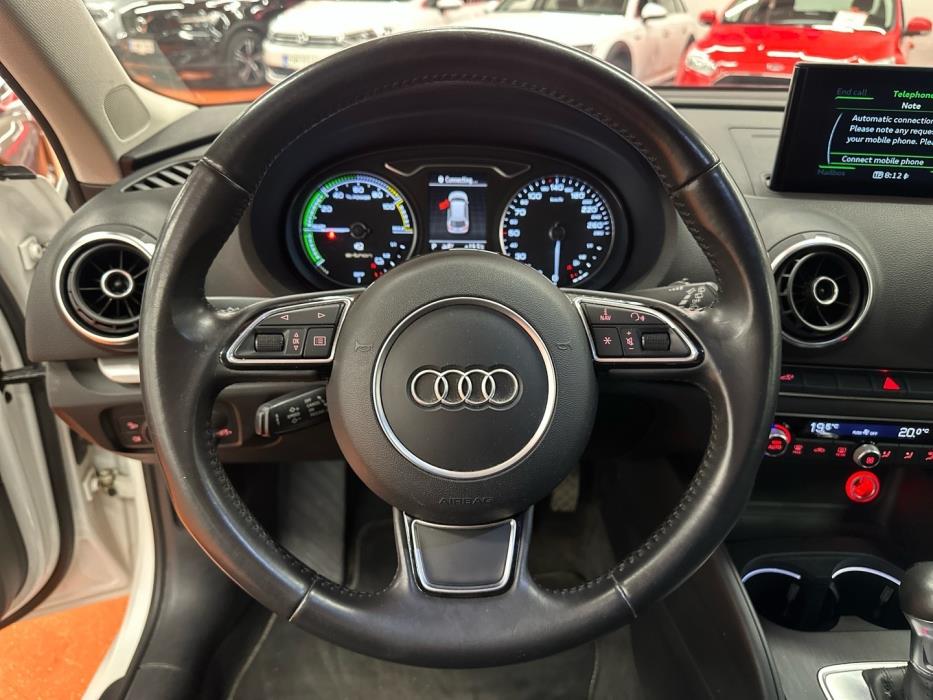 AUDI A3 2016
