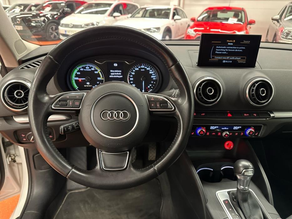 AUDI A3 2016