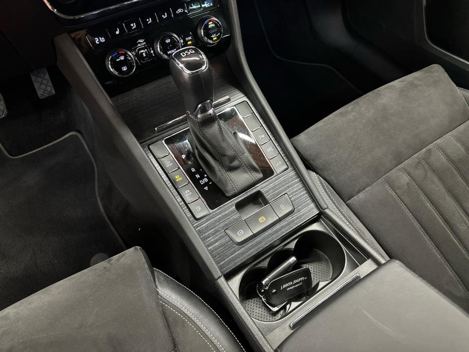 SKODA Superb 2020