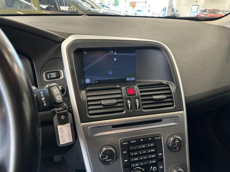 VOLVO XC60 2011