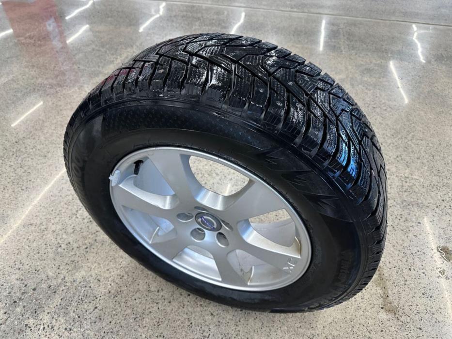 VOLVO XC60 2011