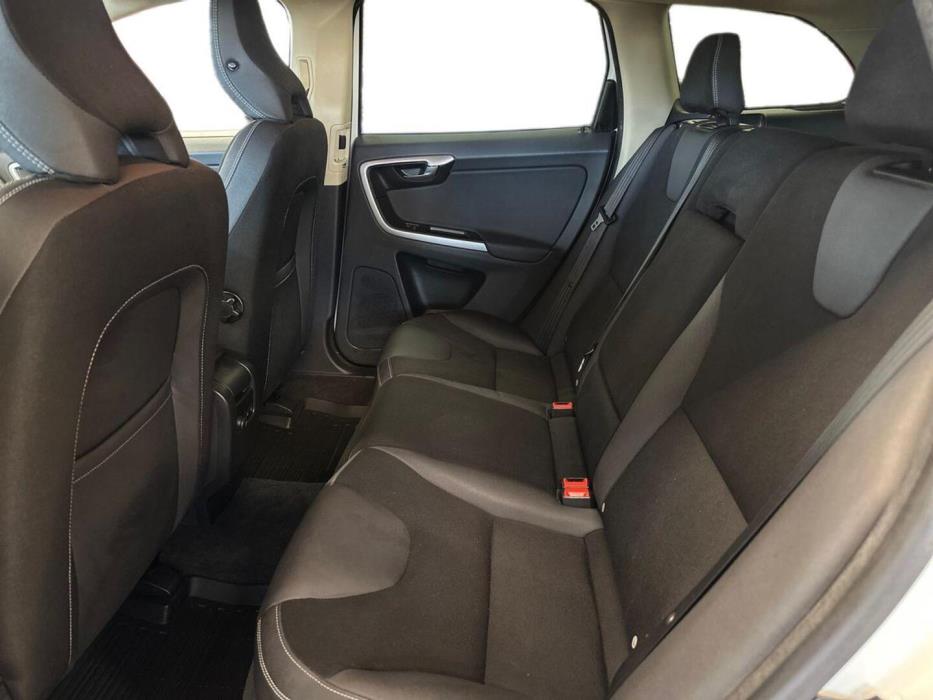 VOLVO XC60 2011