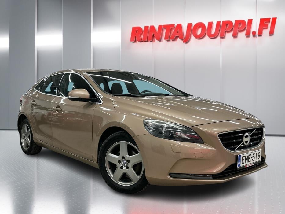 VOLVO V40 2012