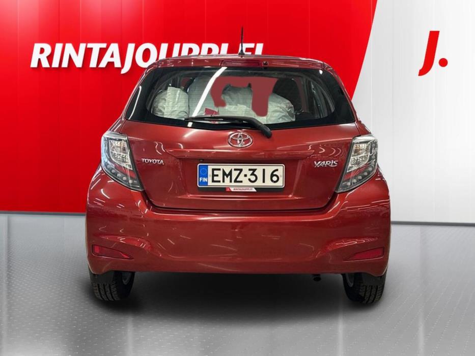 TOYOTA Yaris 2014