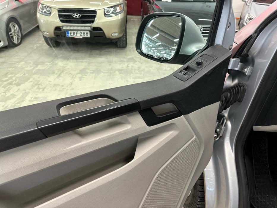 VOLKSWAGEN Transporter 2017