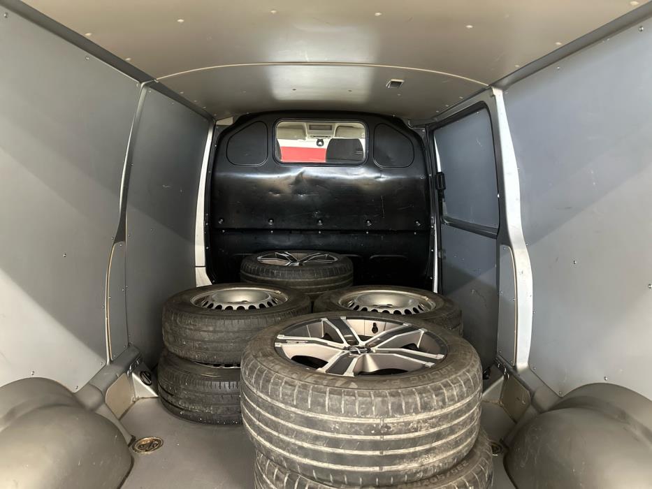 VOLKSWAGEN Transporter 2017