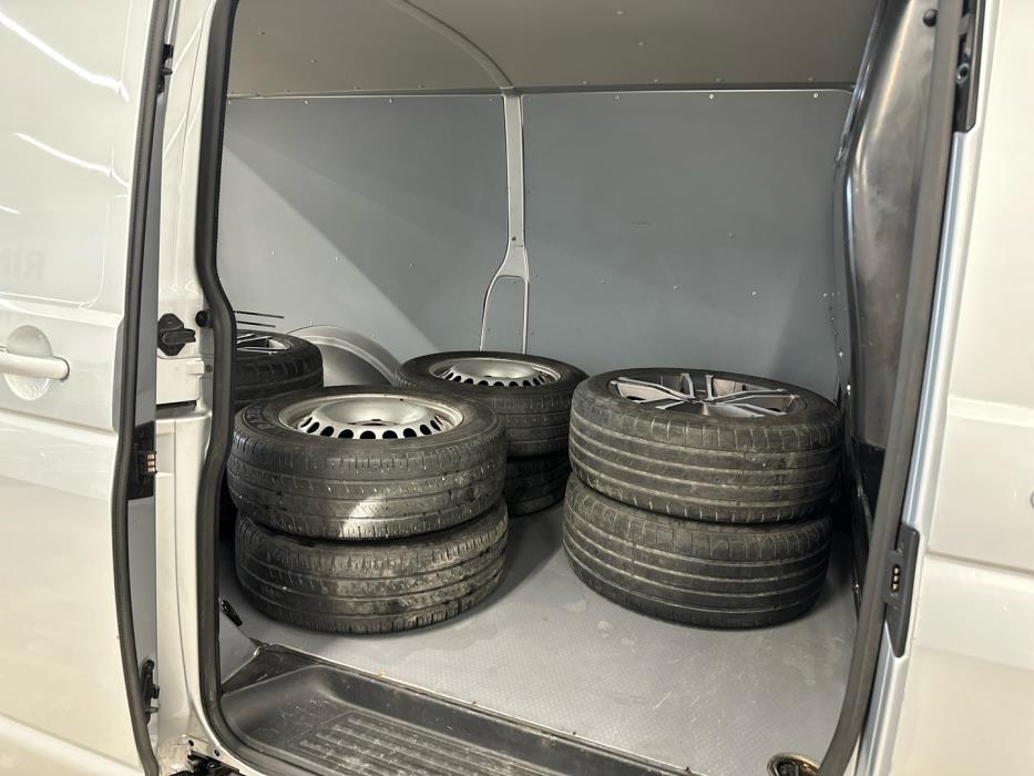 VOLKSWAGEN Transporter 2017