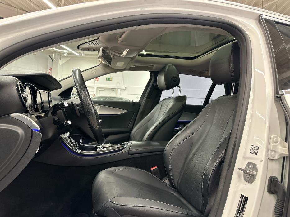 MERCEDES-BENZ E 2017