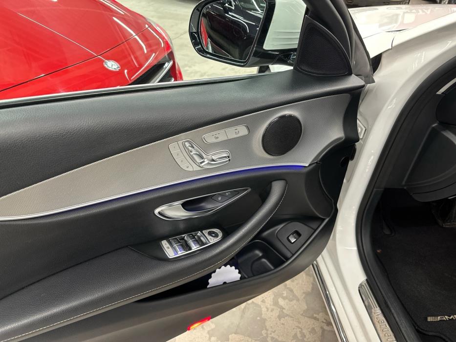 MERCEDES-BENZ E 2017