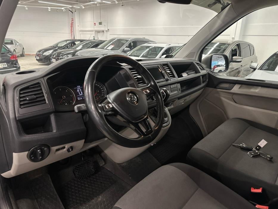 VOLKSWAGEN Transporter 2018